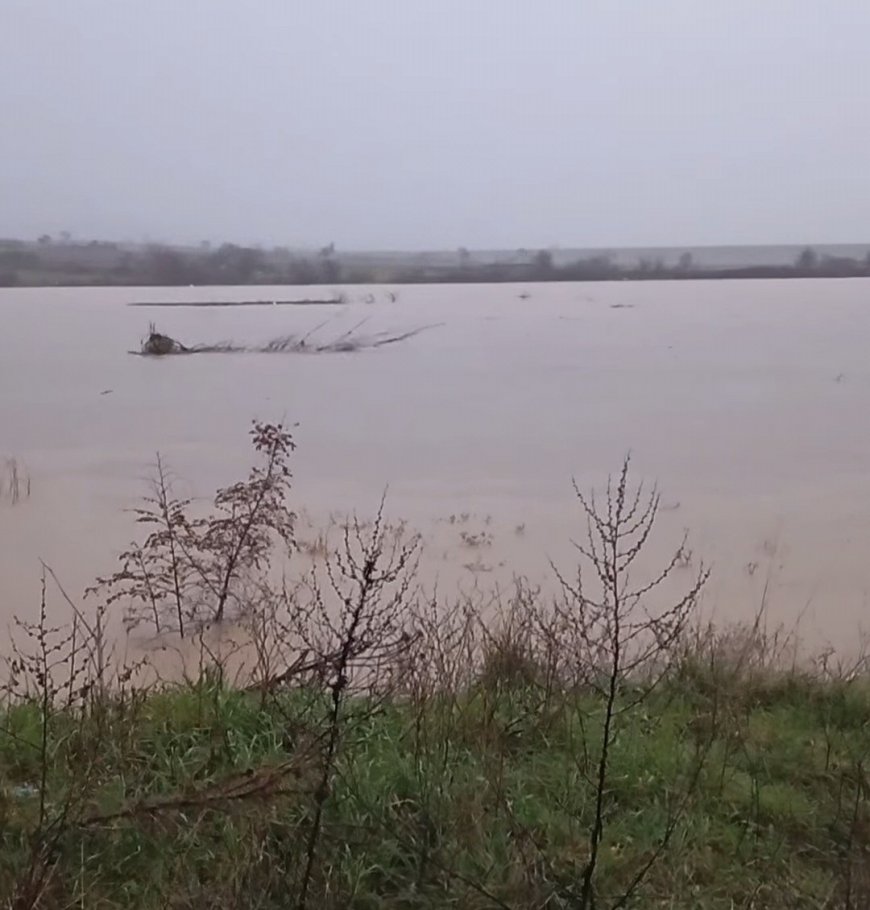 Πλημμύρες και υπερχειλίσεις ποταμών στη Ροδόπη – Επί ποδός τα συνεργεία του δήμου στην Κομοτηνή