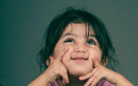 Νταντάδες της γειτονιάς δικαιούχοι: Καθολική η επέκταση του προγράμματος