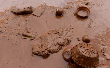 Αγιόκαμπος κακοκαιρία: Παντοπώλης ξέσπασε σε κλάματα που είδε την περιουσία του να καταστρέφεται