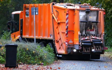 Ξάνθη: Απορριμματοφόρο έπεσε σε λακκούβα και έσπασε αγωγό – Πλημμύρισε πολυκατοικία