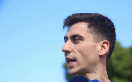 Φειδίας Παναγιώτου γραφείο: Οι φωτογραφίες και το συμβόλαιο που καίνε τον ευρωβουλευτή