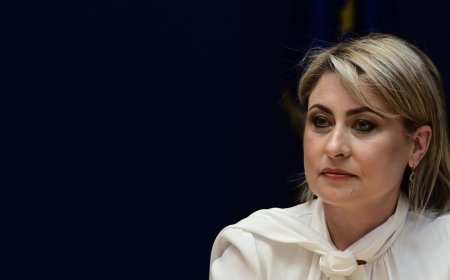 Αλεξοπούλου – Στραβελάκης: Καβγάς on air