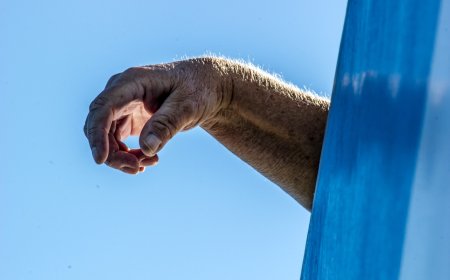 Ληστεία στα Μέγαρα: Ρομά βασάνισε 72χρονο – Το θύμα κατέληξε μήνες μετά