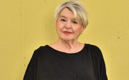 Γιάννα Σταυράκη: «Πήγα και έπαιξα με τα σωληνάκια που είχα από το χειρουργείο, μόνο η ενδυματολόγος το γνώριζε στο γύρισμα»