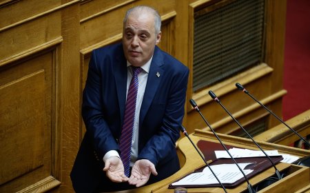 Βελόπουλος Lady Gaga: Απίστευτη γκάφα από τον πρόεδρο της Ελληνικής Λύσης