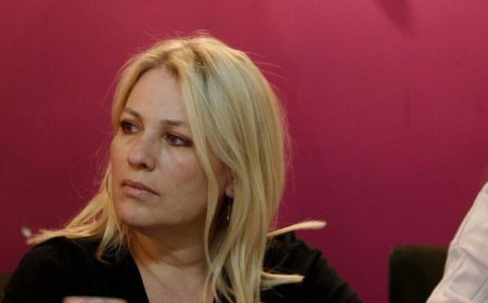 Ραγίζει καρδιές η Μαριάννα Τουμασάτου: «Δεν ξέρω αν συνηθίζεται η απώλεια, απλά τώρα πια έχω κουραστεί από την απουσία του»