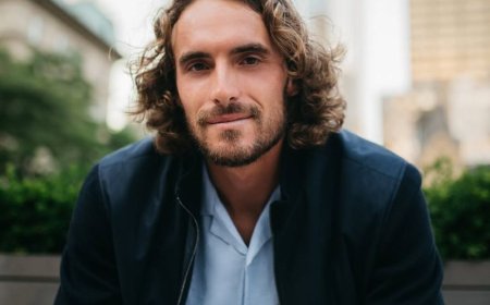 Τσιτσιπάς Davis cup: “Έχω να παίξω πάνω από μια 10ετία σε τόσο κακό γήπεδο”