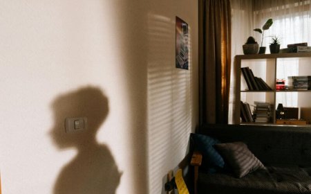 Λαμία: Μητέρα εγκατέλειψε το 9,5 ετών αυτιστικό παιδί της στα δικαστήρια