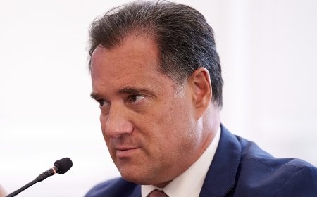 Άδωνις για Τέμπη: “Άλλο αν έγινε λάθος στην διαχείριση του χώρου, άλλο η συγκάλυψη”