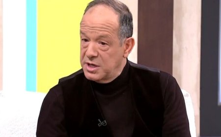 Ο Φωκάς Ευαγγελινός διέψευσε στον αέρα τις φήμες για τη διπλή του εμπλοκή στη Eurovision: «Βγήκε κάτι τέτοιο;»