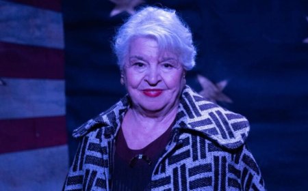 Γιάννα Σταυράκη: «Θυμάμαι τον εαυτό μου εκείνη την περίοδο να φοράει συνέχεια μαύρα»