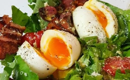 Νόστιμη και απλή σαλάτα που μπορείτε να την φάτε και σαν πλήρες γεύμα!!