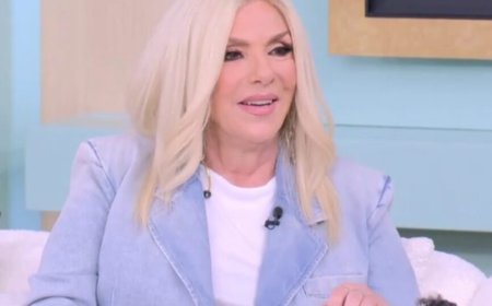 Δάφνη Μπόκοτα: «Επέστρεψα στην τηλεόραση δίπλα στην Κατερίνα Καινούργιου γιατί έχει σταματήσει πια αυτό το επιθετικό ύφος της τηλεόρασης»