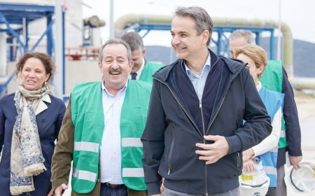 LNG: Η Ελλάδα διαμορφώνει το ενεργειακό μέλλον της Ευρώπης, γράφουν οι Financial Times