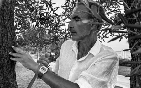 Νίκος Αλιάγας στη Le Point: Τι σημαίνει να είσαι Έλληνας, τι λέει για Όμηρο, Καβάφη, Αρβελέρ, Ελύτη