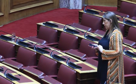 Κωνσταντοπούλου – Μαρκόπουλος: Άγριος καβγάς στη Βουλή