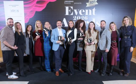 Ο Μάκης στο βάθρο των μεγάλων νικητών των Event Awards