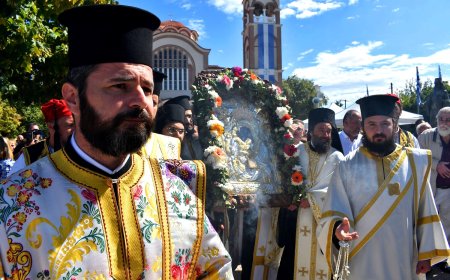 Πιστό αντίγραφο της «θαυματουργού» εικόνας της Παναγίας «Άξιον Εστί» θα ενθρονιστεί στην Κομοτηνή