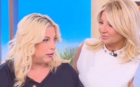 Νάνσυ Νικολαϊδου σε Φαίη Σκορδά: «Θα έρθουμε με πλακάτ ως οι ακάλεστοι»