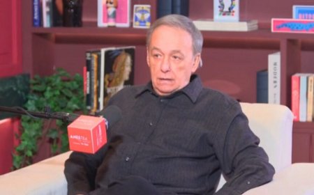 Ανδρέας Μικρούτσικος: «Όταν ο έρωτας της Ελένης Μενεγάκη ήταν κρυφός, στο σπίτι μου τους κάλυπτα»