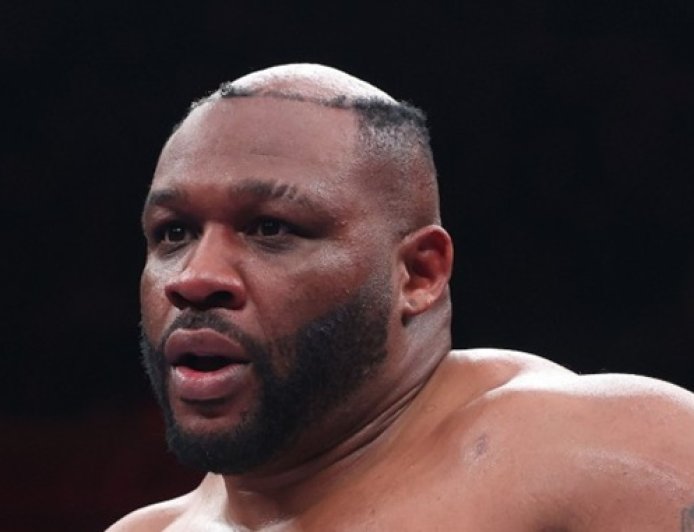 Μποξέρ περούκα: Viral ο αγώνας Miller – Ibeh