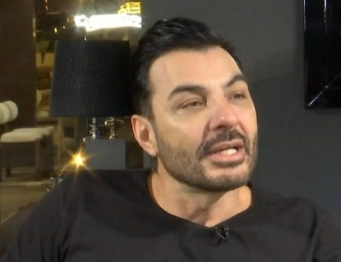 Θάνος Βογιατζής: «Για μια βδομάδα βρέθηκα να ‘μαι μαζί με την Μαράια Κάρεϊ στο προσωπικό της σκάφος»