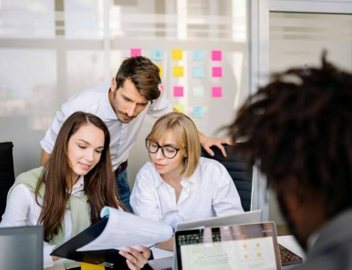 Πρόγραμμα ΔΥΠΑ για ανέργους: 100% επιδότηση μισθού και εισφορών για επιχειρήσεις