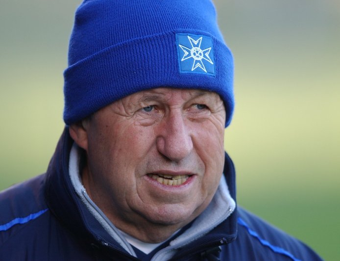 Γκι Ρου για γυναίκες: Σάλος για τις δηλώσεις του 87χρονου προπονητή