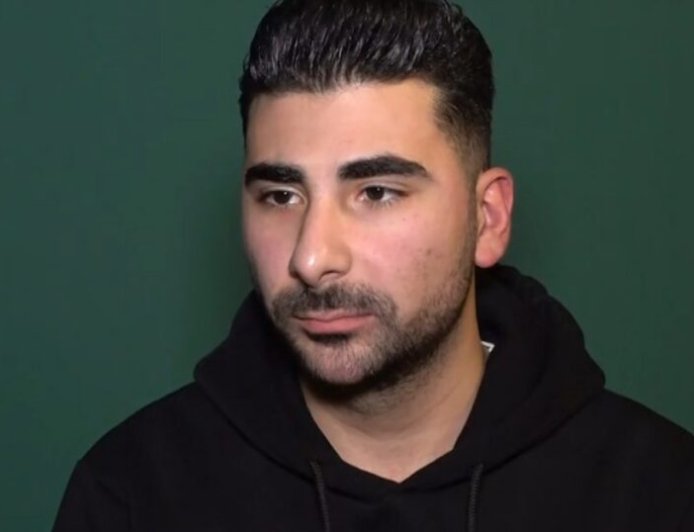 Κωνσταντίνος Παντελίδης: «Όταν χάνεις στα 14 τον αδελφό σου, η γραμμή μεταξύ παιδιού και εφηβείας χάνεται»