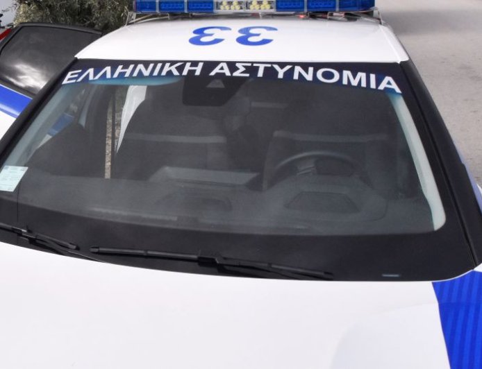 Άγιος Παντελεήμονας: Βρέθηκαν στην κατοχή αλλοδαπών πάνω από 900 διαβατήρια και ταυτότητες