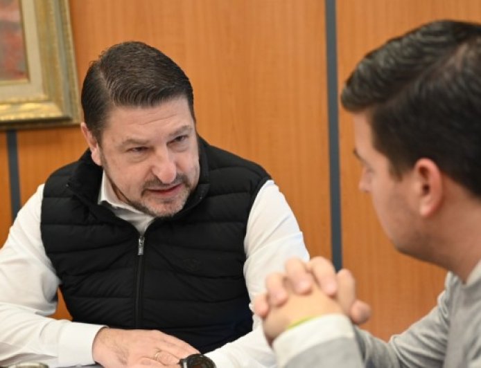 Αυτοψία Χαρδαλιά στον Σαρωνικό για έργα υποδομής και αντιπλημμυρικής προστασία