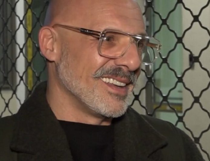 Νίκος Μουτσινάς: «Δεν νομίζω να με δείτε καλεσμένο στο Moments της Ζέτας Μακρυπούλια»