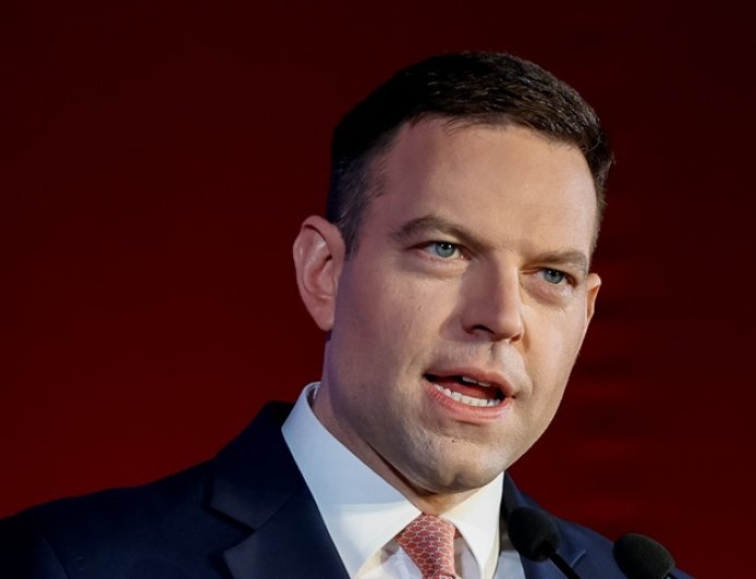 Κασσελάκης Συνέδριο: Πρόταση να μετονομαστεί το κόμμα του σε Δημοκράτες – Προοδευτικό Κέντρο