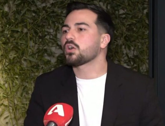 Στέργιος Σαμαρτζής για τη μείωση της εκπομπής του Κώστα Τσουρού: «Χαίρομαι που τελικά δεν έφταιγα εγώ για τα χαμηλά νούμερα»