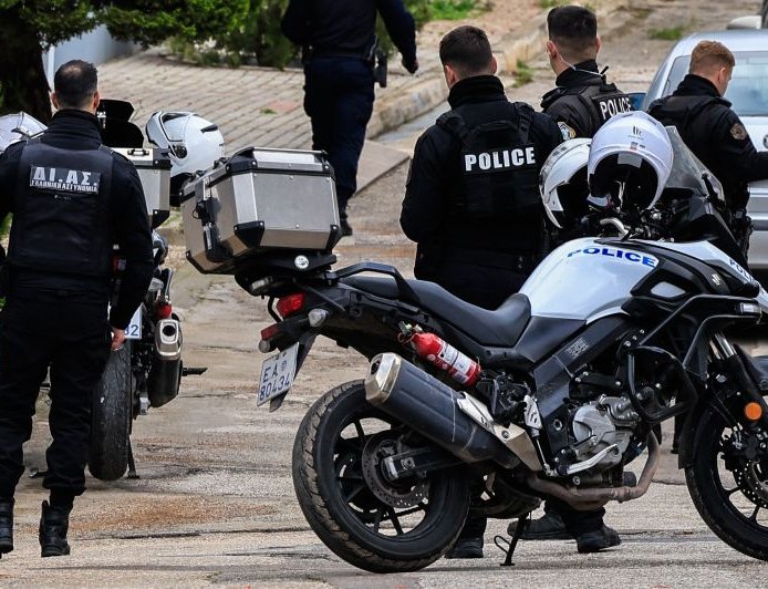 ΑΠΘ επεισόδια: “Εκτός campus τα επεισόδια” αναφέρει η έκθεση της Πρυτανείας