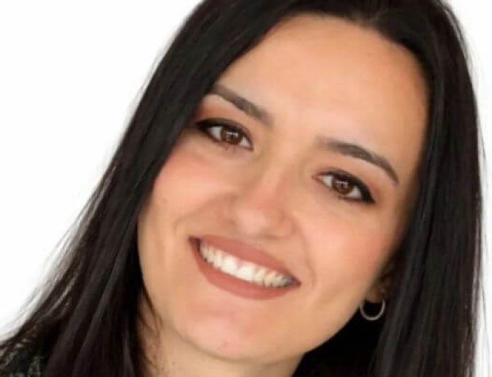 35χρονη Άρτα: «Τίποτα δεν είχε, παιδάκι μου» – Συγκλονίζει η μητέρα της 35χρονης που πέθανε ενώ θήλαζε