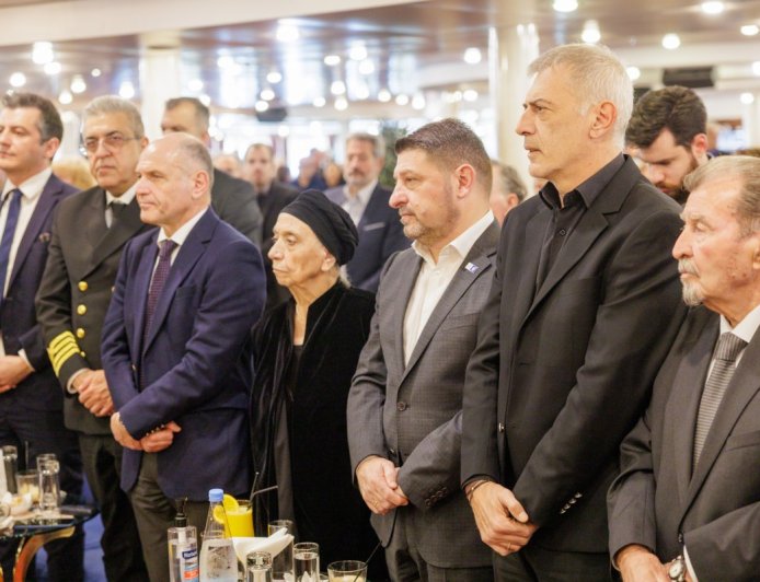 Παγκρήτια Ένωση στον Πειραιά: Κοπή πίτας και τιμή στον Νίκο Ξυλούρη