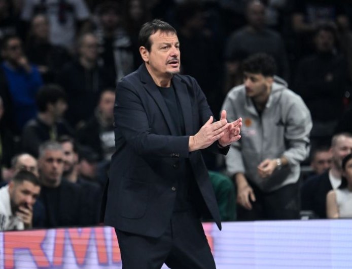 Αταμάν μητέρα: Η ανάρτηση του προπονητή του Παναθηναϊκού μετά την απώλεια που βιώνει