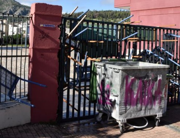 Χαλάνδρι: 4 ΕΔΕ για την διευθύντρια του ΕΠΑΛ που έβαζε τους μαθητές να σκάβουν