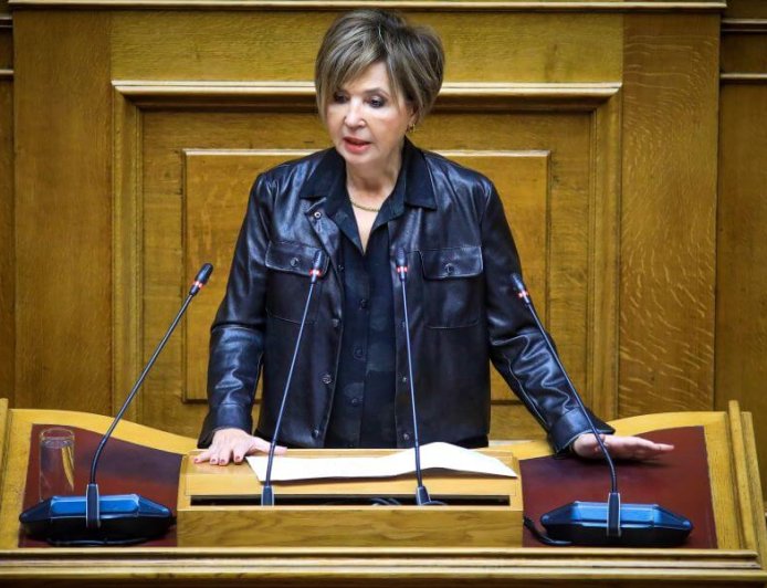 Γεροβασίλη κατά Καρυστιανού: «Η λογική του “όλοι ίδιοι” θυμίζει σκοτεινές εποχές»