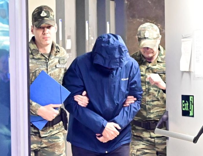 Σμήναρχος κατάσκοπος: Προφυλακίστηκε μετά την απολογία του