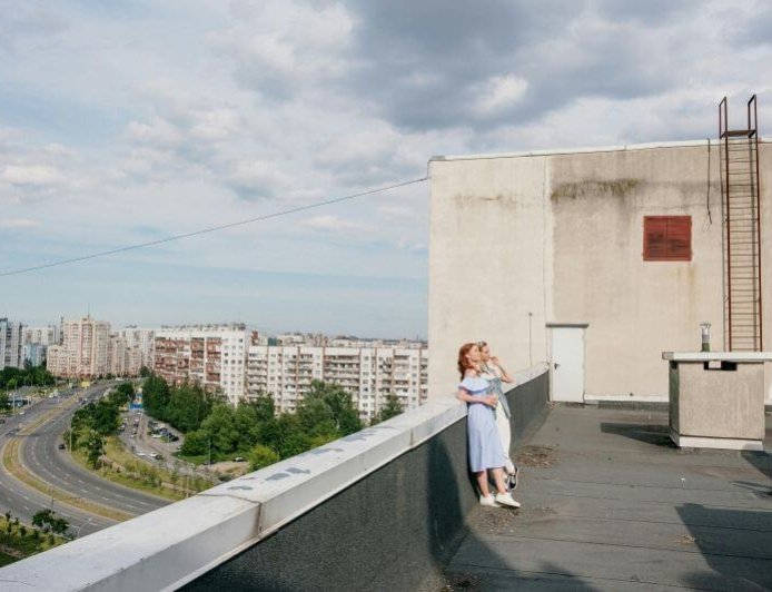 Φόρος μεταβίβασης κοινοχρήστων χώρων: Τι ισχύει για πυλωτές, ταράτσες και θέσεις στάθμευσης