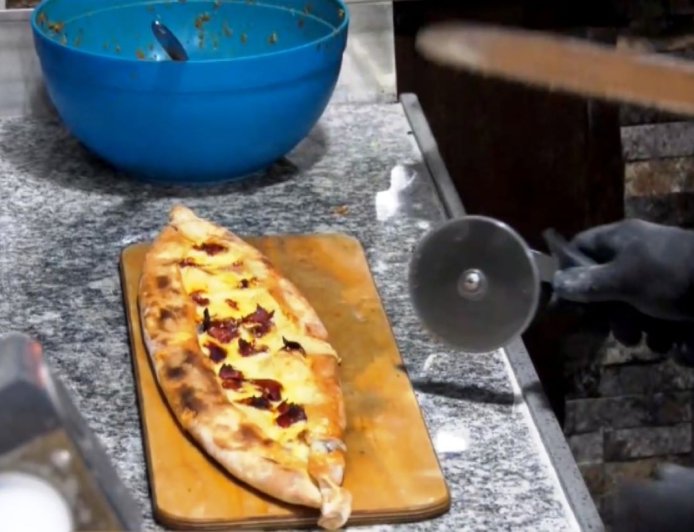 H παστουρμαδόπιτα της Κομοτηνής