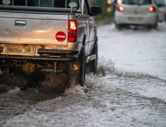 Κατάκολο βράχος: Προληπτική εκκένωση 10 κατοικιών λόγω επικίνδυνης κατάστασης