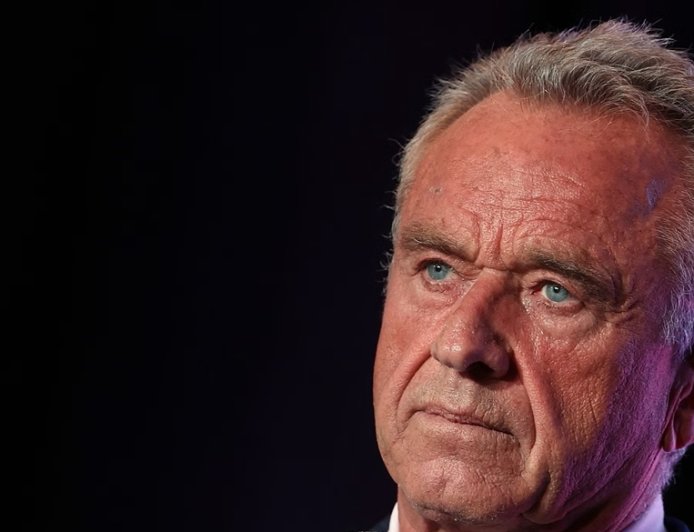 Ρόμπερτ Κένεντι Τζούνιορ: «Δεν φοβάμαι ένα μικρόβιο, έκανα χρήση κοκαΐνης πάνω σε καπάκια λεκάνης»