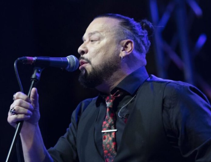 Χρήστος Δάντης: Στο χειρουργείο μετά από σοβαρό ατύχημα – Ακυρώνονται οι εμφανίσεις