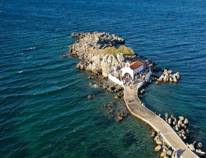 Η μαστίχα της Χίου: Από τα «δάκρυα» του σκίνου σε μοχλό ανάπτυξης ενός ολόκληρου νησιού