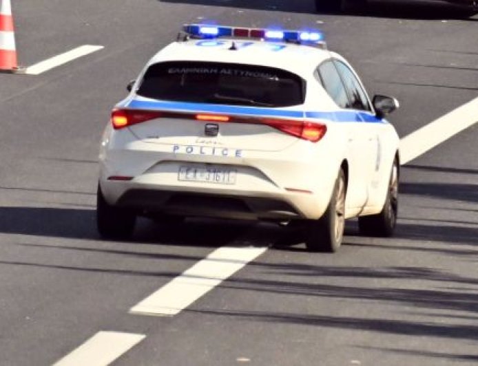 Πειραιάς: Έκλεβαν ποτά και τα πουλουσαν σε δυο κάβες