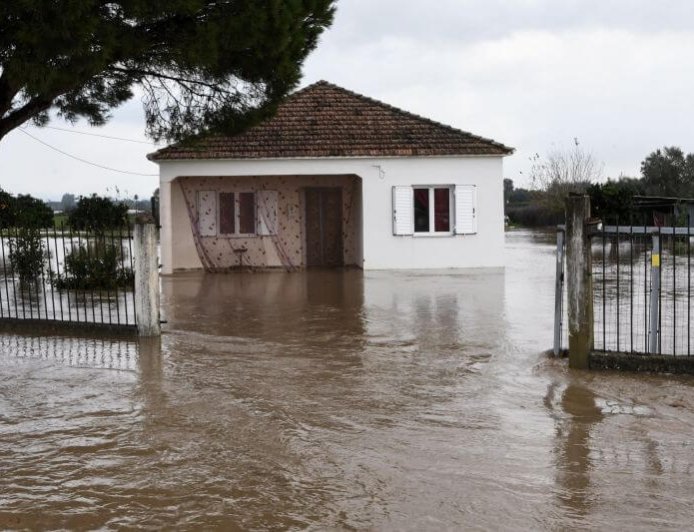 Πλημμύρες Ηλεία: Μαζαράκι, Βαρθολομιό και τέσσερις ακόμη οικισμοί σε απομόνωση λόγω καθιζήσεων