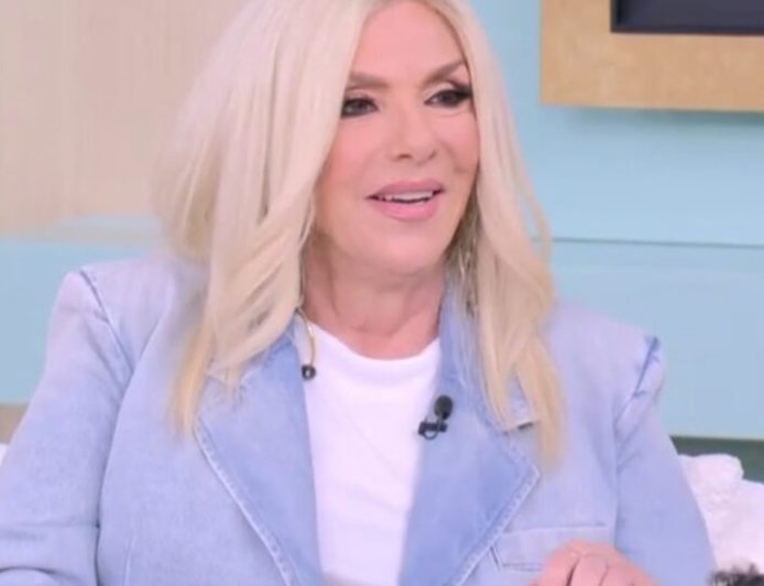 Δάφνη Μπόκοτα: «Επέστρεψα στην τηλεόραση δίπλα στην Κατερίνα Καινούργιου γιατί έχει σταματήσει πια αυτό το επιθετικό ύφος της τηλεόρασης»